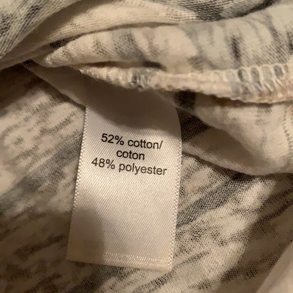 Maurice’s Floral Shirt - Picture 3 of 6